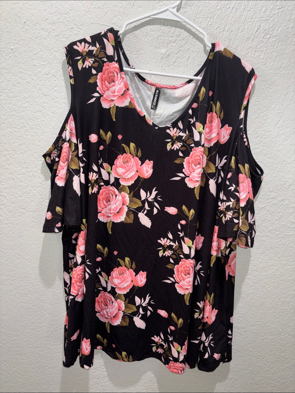 Cold-Shoulder Floral V-Neck Tunic in Black and Pink